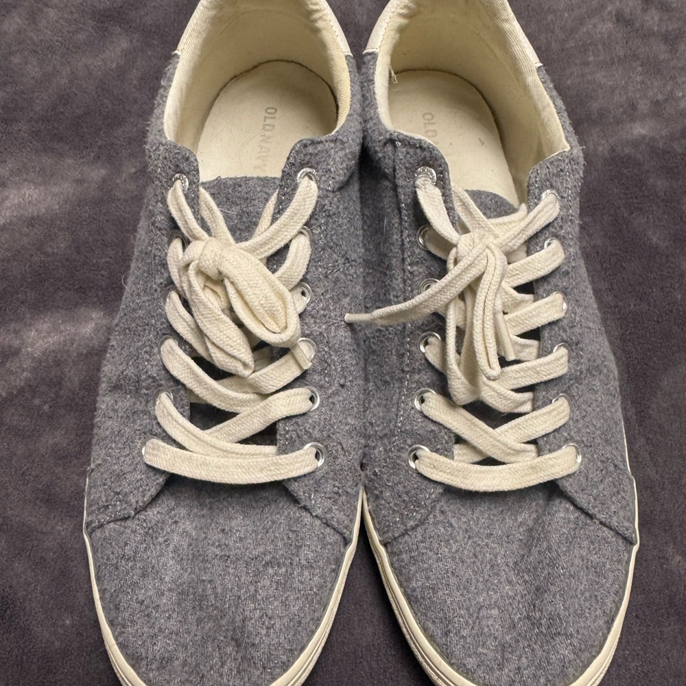 Old Navy Gray Casual Sneakers with Classic Design
